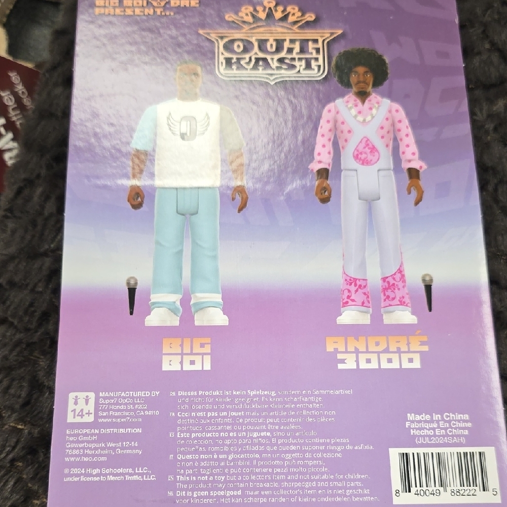 OutKast Andre and Big Action Figures - Picture 6 of 6